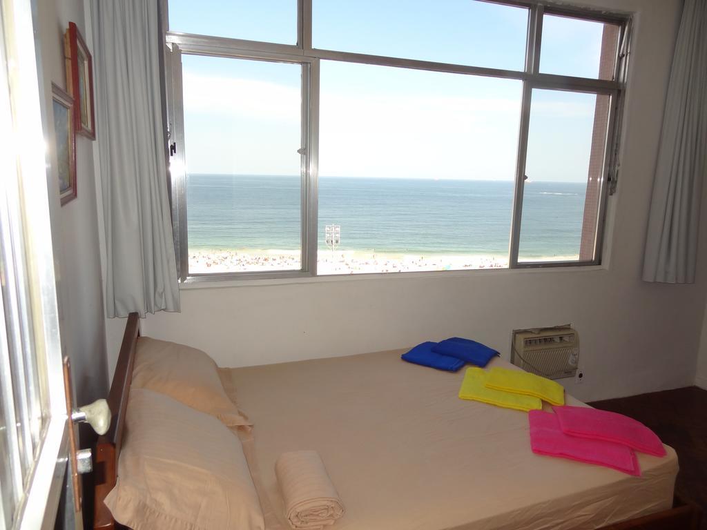 Oceanfront Copacabana Apartment Rio de Janeiro Exterior photo